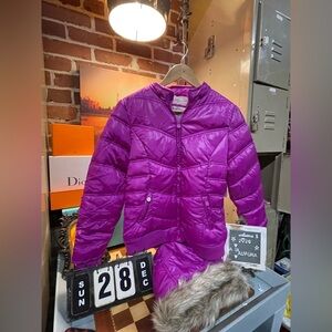 Super warm Justice down/fleece jacket with removable hood!